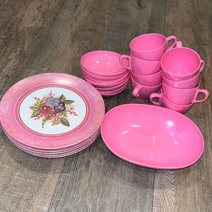 Floral Pink Dinnerware Set